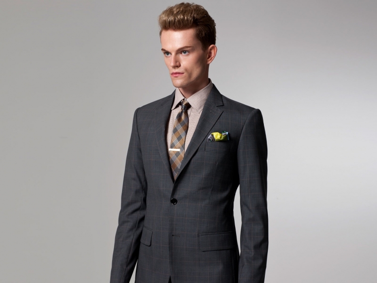 Gray Prince of Wales Suit 1